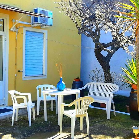 Vila Mare&Monti II Telti Exteriér fotografie