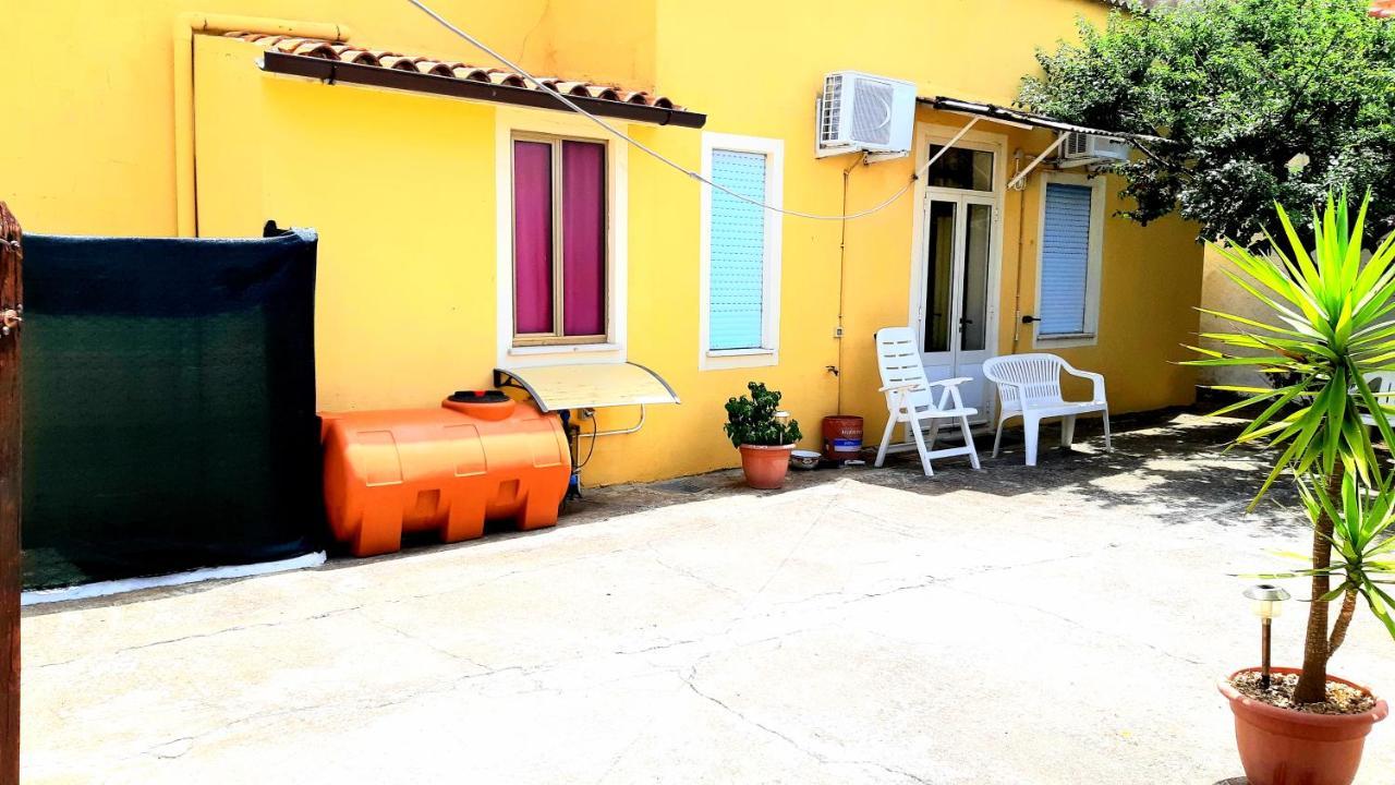 Vila Mare&Monti II Telti Exteriér fotografie
